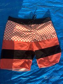 Short usato come nuovo.
