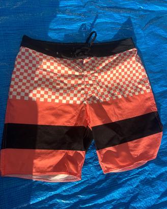 Short usato come nuovo.