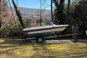 Silentcraft – Motoscafo vintage con carrello