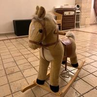Cavallo a dondolo