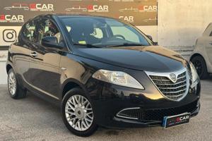 Lancia Ypsilon 1.2 69 CV 5 porte S&S Gold