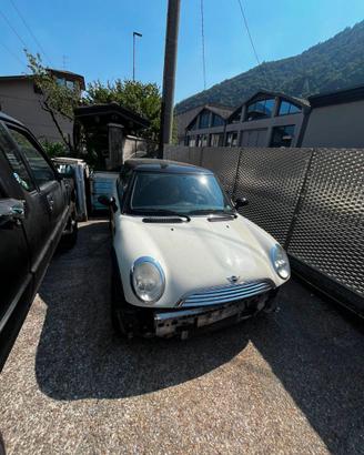 AUTO INCIDENTATA