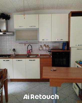 cucina completa di elettrodomestici