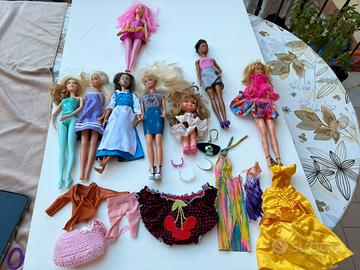 Lotto Bambole Vintage e Moderne tipo Barbie