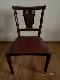 Sedie vintage in legno con cuscino in simil cuio