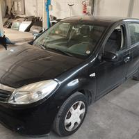 DACIA SANDERO ricambi usati 