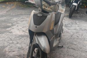 Scooter kimco people S200i