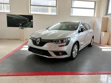 Renault Megane Mégane Sporter dCi 8V 110 CV EDC En