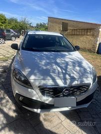 Volvo V 40 cross country