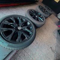 CERCHI ORIGINALI VW E PNEUMATICI