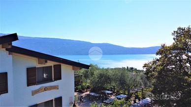 CASA INDIPENDENTE A TOSCOLANO-MADERNO