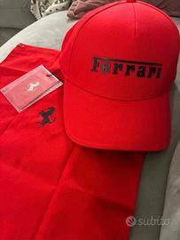 Cappello Ferrari 