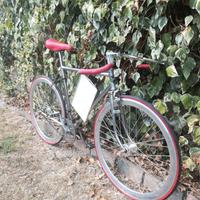 Bici cromata scatto fisso e single speed