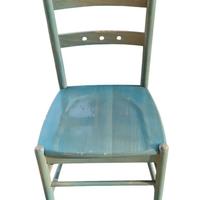 Serie di sedie in legno