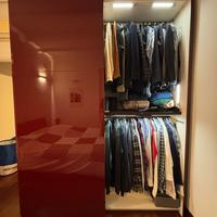 Armadio ante scorrevoli 214x260 cm, rosso lucido