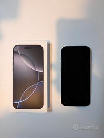 iPhone 16 Pro Max 256GB Titanio Nero
