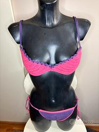 Costume da bagno bikini viola e rosa uncinetto