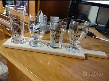 Bicchieri birra con base in legno