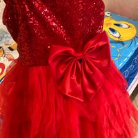 Vestiti cerimonia bambina taglia 7 anni € 15 uno.
