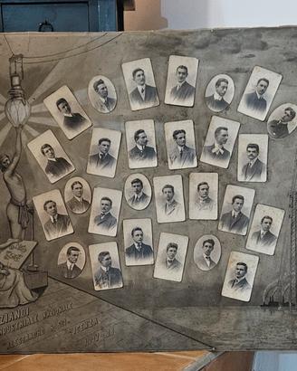 grande cartonato con foto originali 