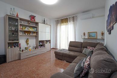 VILLETTA BIFAMILIARE A SOTTO IL MONTE