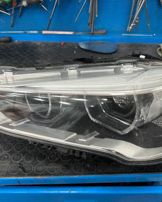 Proiettore sx bmw x1 anno 2018