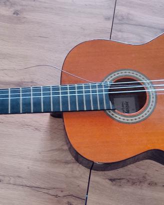 Chitarra classica da studio 