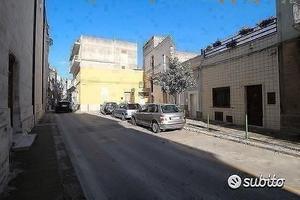 INDIPENDENTE con terrazzo via per Rocca