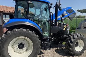 New Holland t5