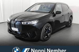 BMW iX xdrive50 pacchetto sportivo
