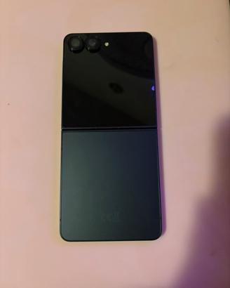 Samsung Galaxy Z Flip 7