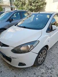 Mazda 2 2011