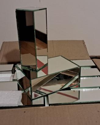 Cubi specchiati