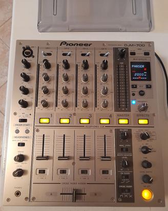 PIONEER DJM 700 S