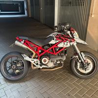 Ducati Hypermotard 1100