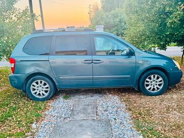 Kia 7 Posti Diesel – Anno 2007 – 252.000 km