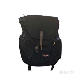 Zaino Eastpak nero modello Casyl
