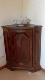 angoliera di noce vecchia