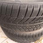 4 cerchi e due pneumatici