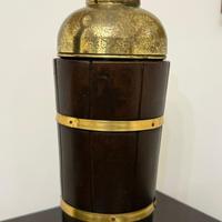 Antico shaker in legno