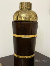 Antico shaker in legno