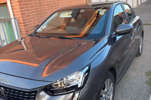 Peugeot 208 1.5 BlueHDi 100 CV Allure 100000km