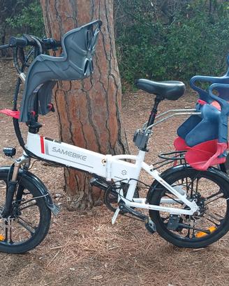 bici elettrica pieghevole pedalata assistita 