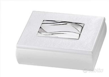 Cofanetto portagioie Acca in legno bianco placca i