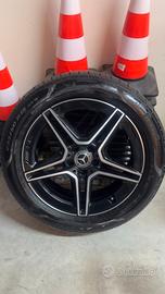 Cerchi Mercedes e gomme Pirelli