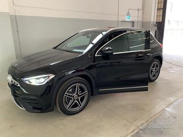 Mercedes GLA 200d Premium automatica