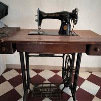 Macchina da cucire SINGER