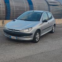 Peugeot 206 "Pochi km, perfetta x Neopatentati"