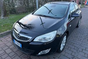 Opel Astra 1.7 diesel 2011 NEOPATENTATI