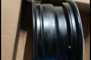 Cerchi e Borchie Ford Transit connect